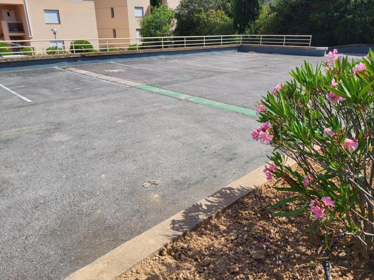 T2 Plage De Sable A 300M+ Parking Gratuit Bandol Eksteriør billede